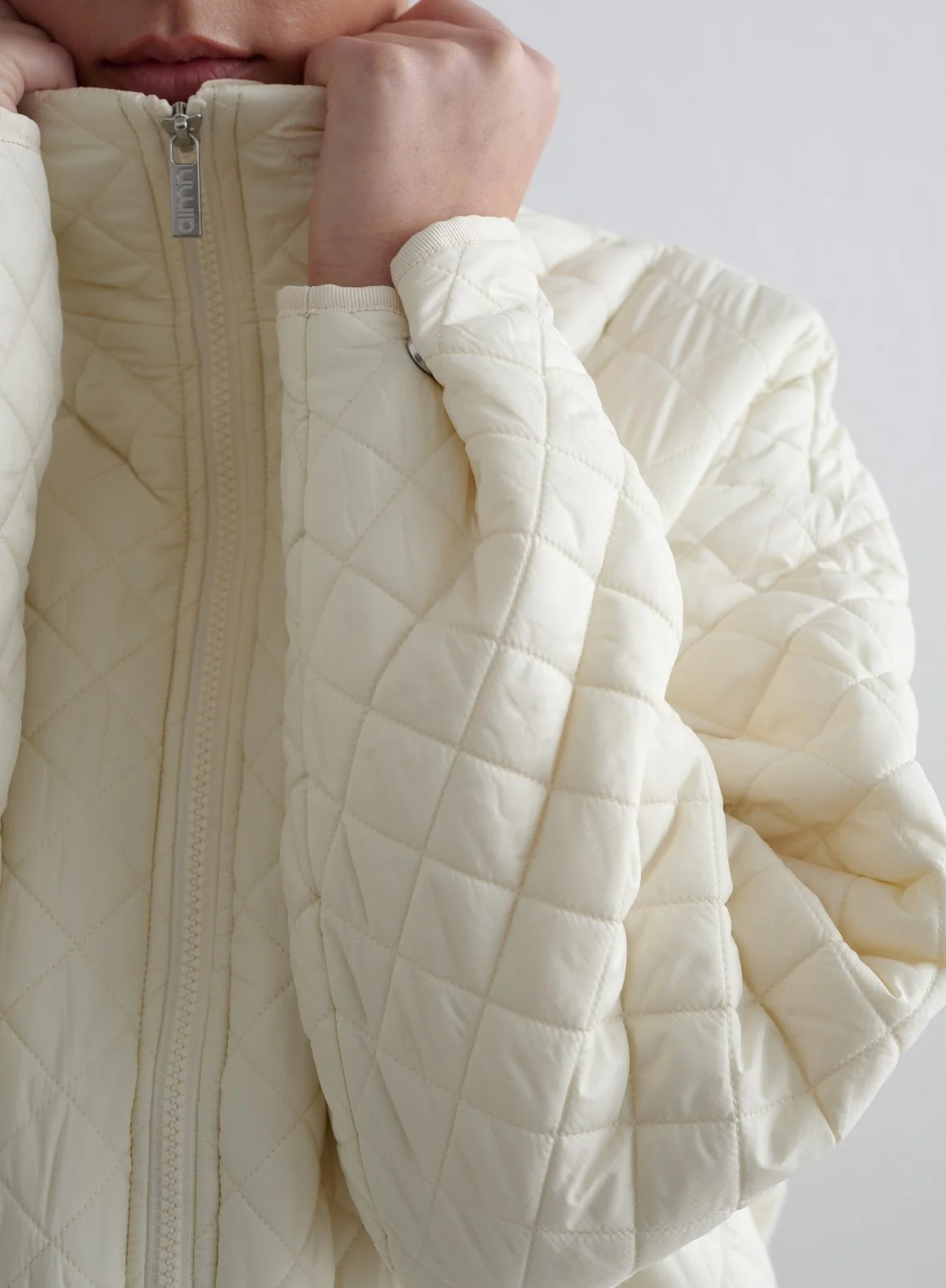 Almond White Oversized Quilted Jacket - Image 6