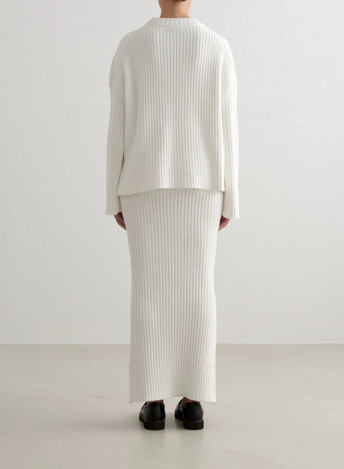 Almond White Rib Knit Sweater & Skirt Set - Image 3