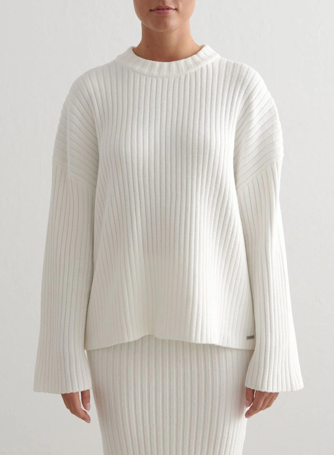Almond White Rib Knit Sweater & Skirt Set - Image 4