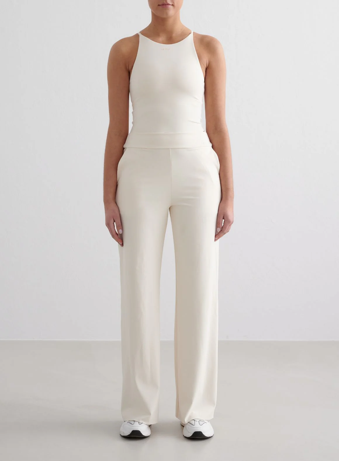 Almond White Sense Wide Pants & Halter Bralette Set