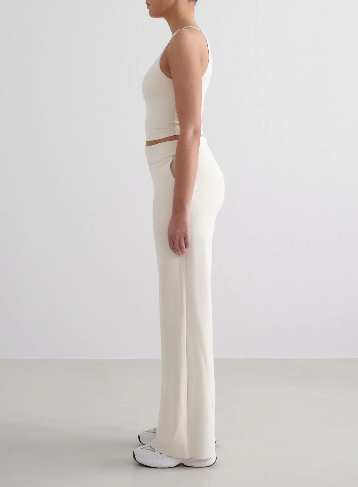 Almond White Sense Wide Pants & Halter Bralette Set - Image 3