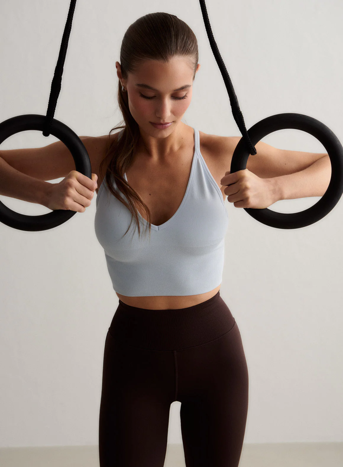 Aura Shape Seamless Cross Back Bralette - Image 4