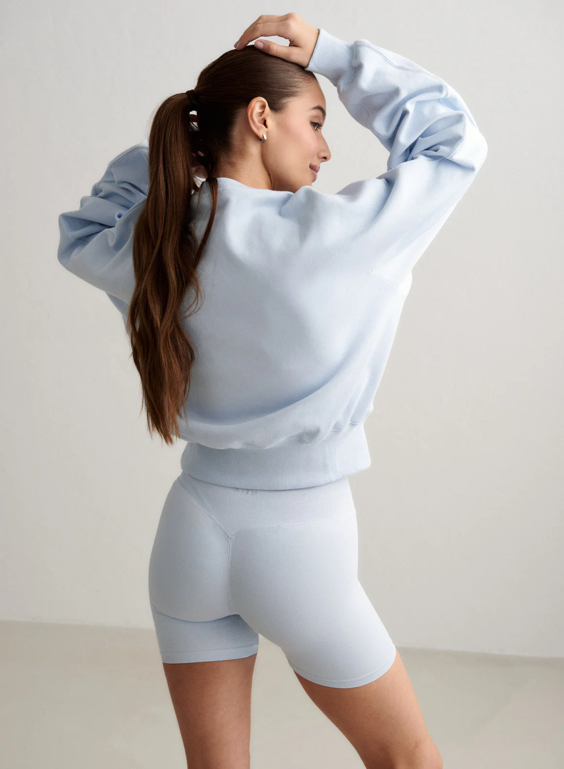 Aura Sportif Sweatshirt - Image 3