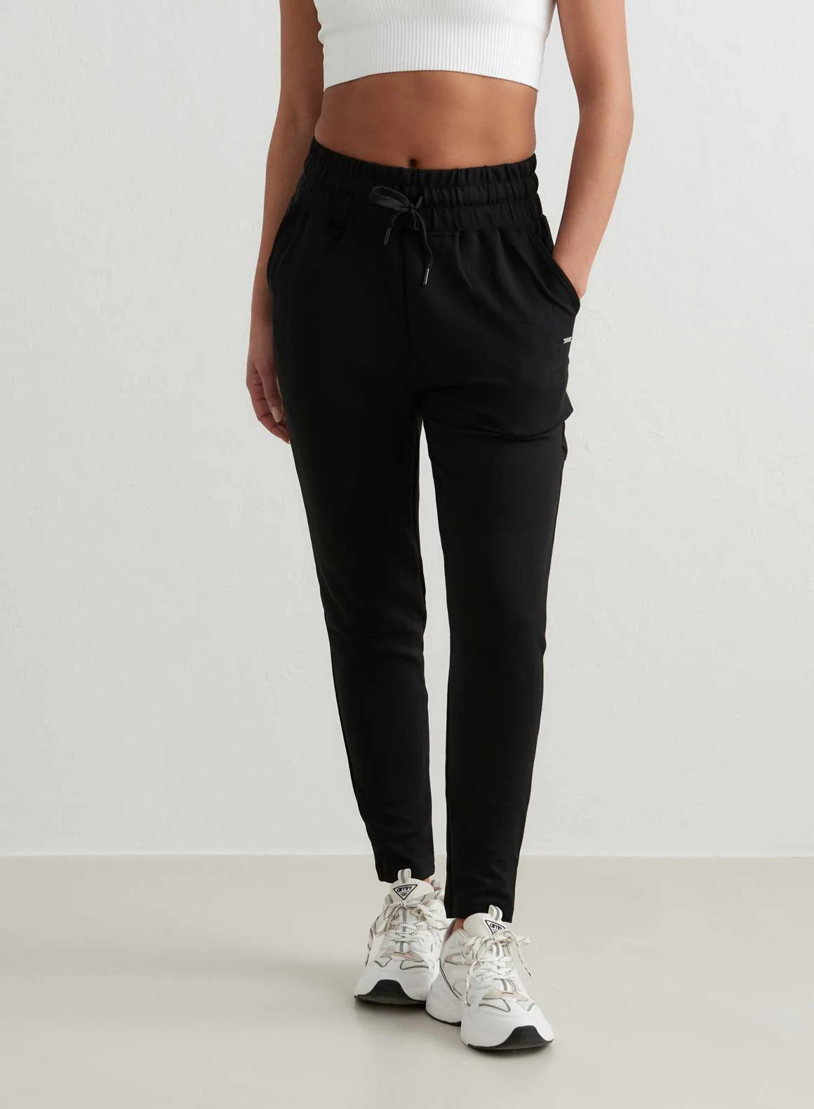Black Comfy Modal Set With Half Zip Top - Image 4