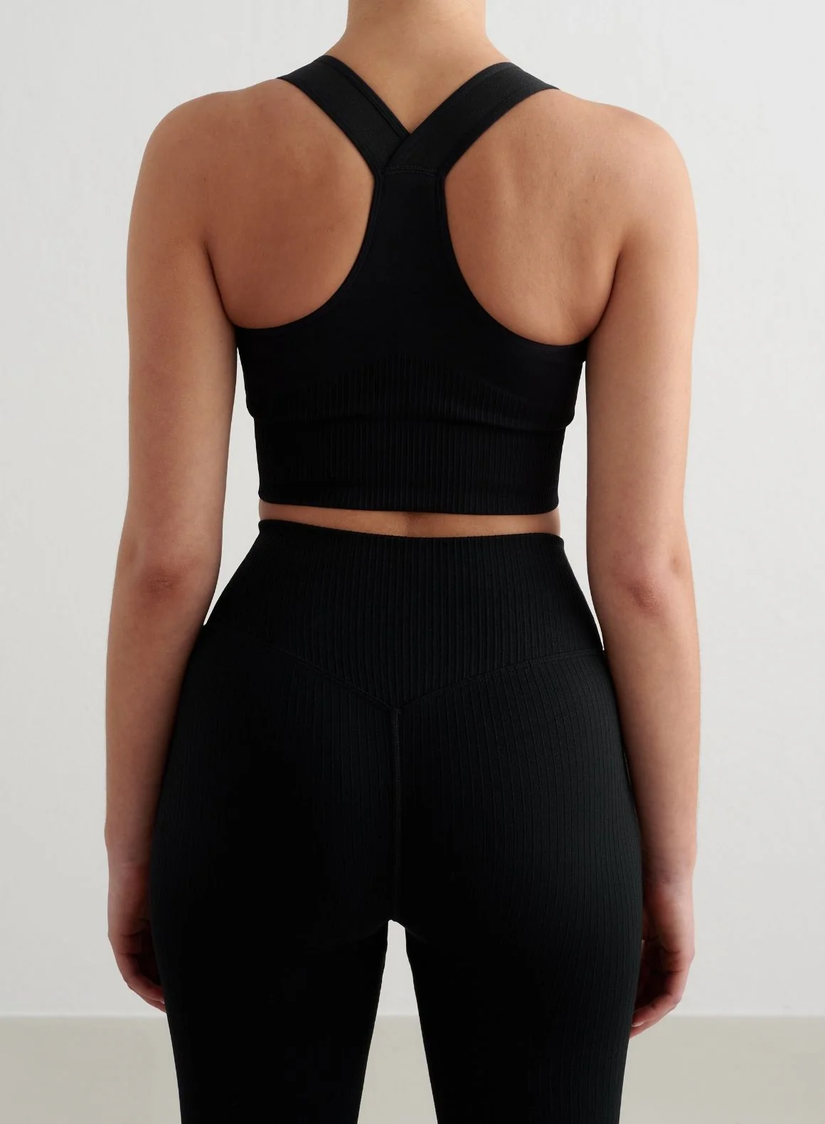 Black Ribbed Seamless High Support Bra - Image 2