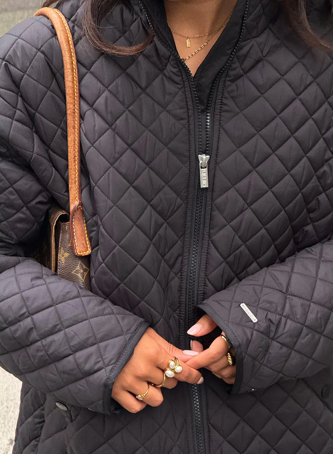 Black Oversized Quilted Jacket - Image 7