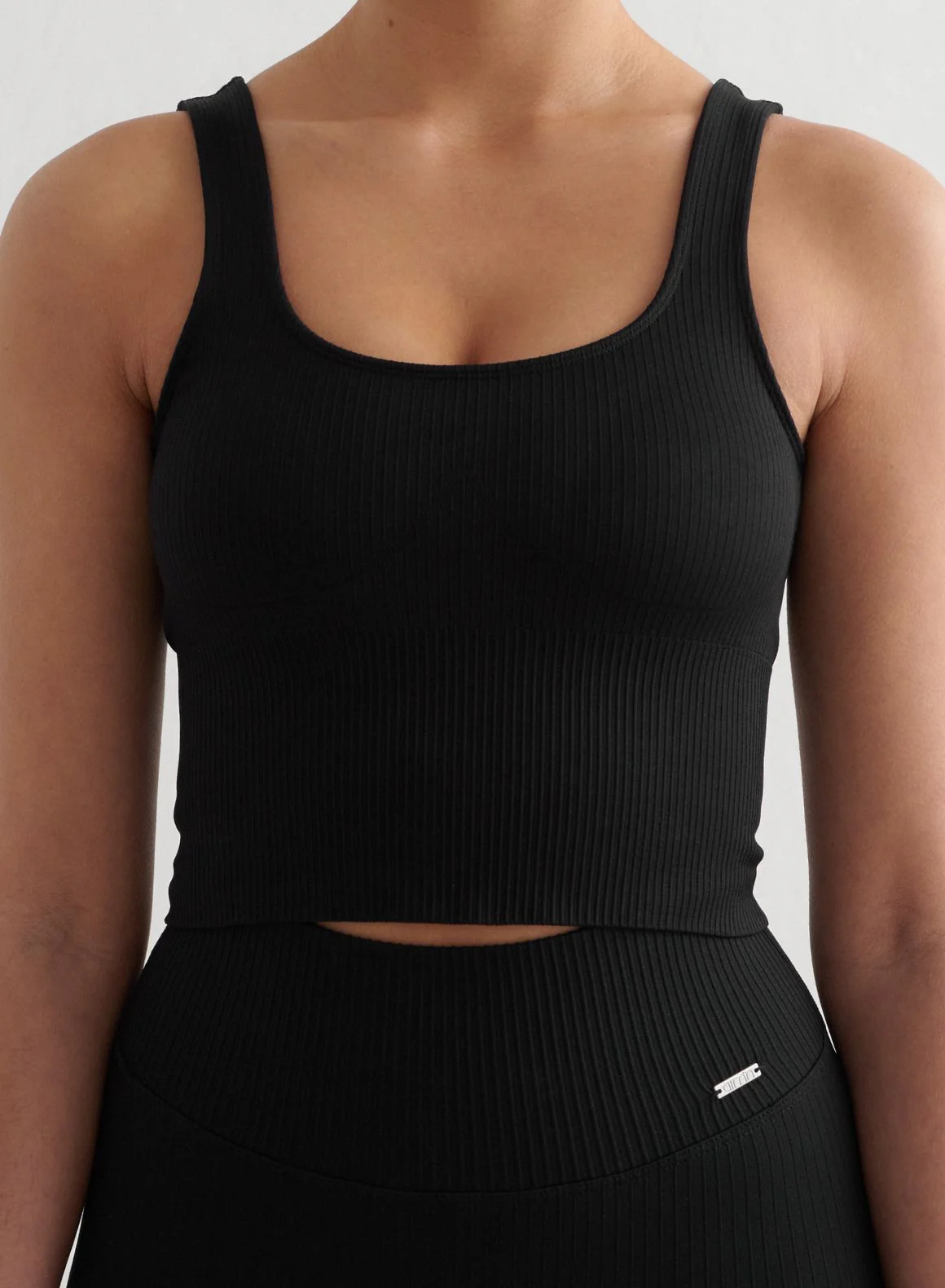Black Ribbed Seamless Biker Shorts & Bralette Set - Image 4