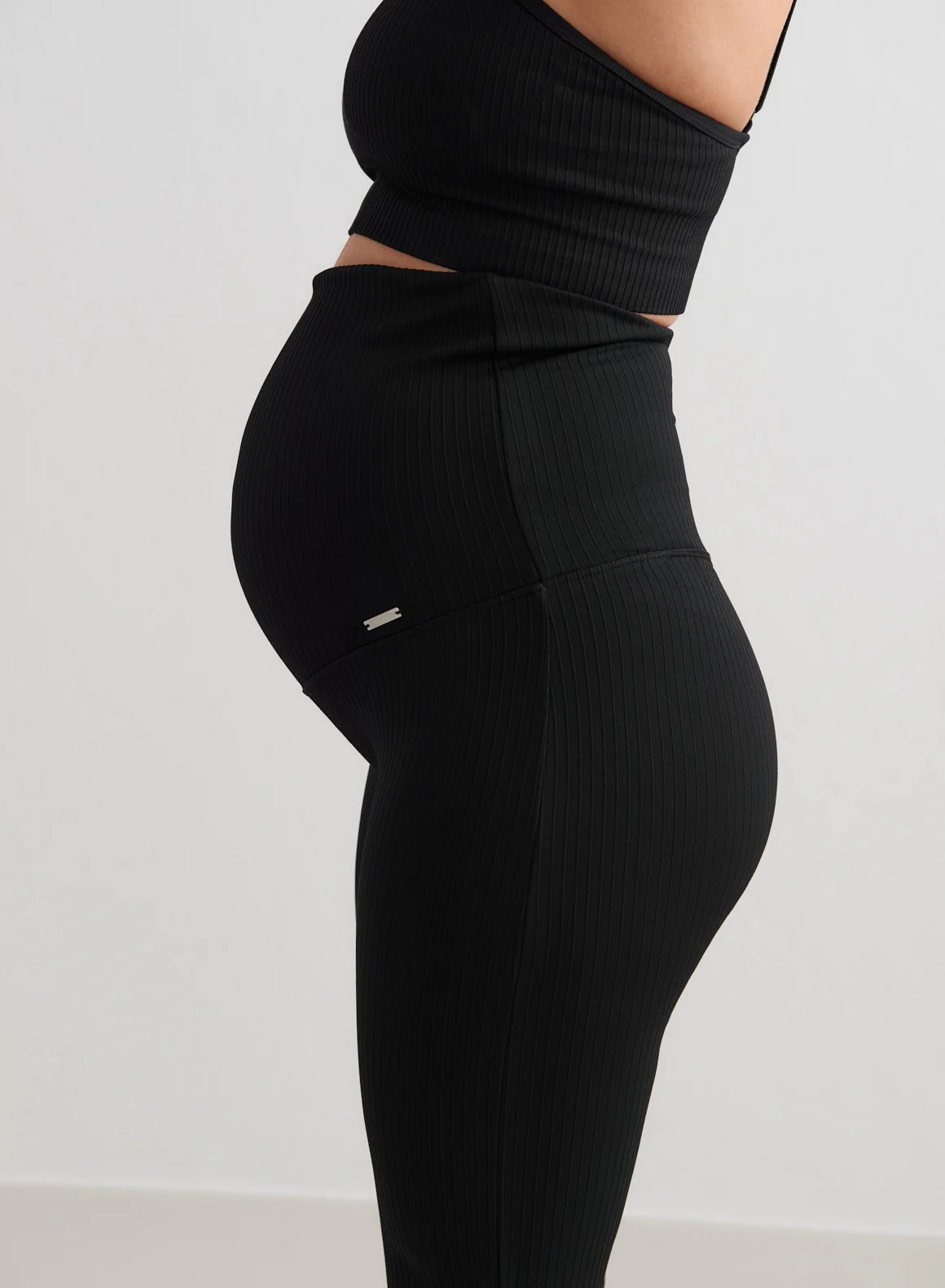 Black Ribbed Seamless Maternity Tights - Image 2