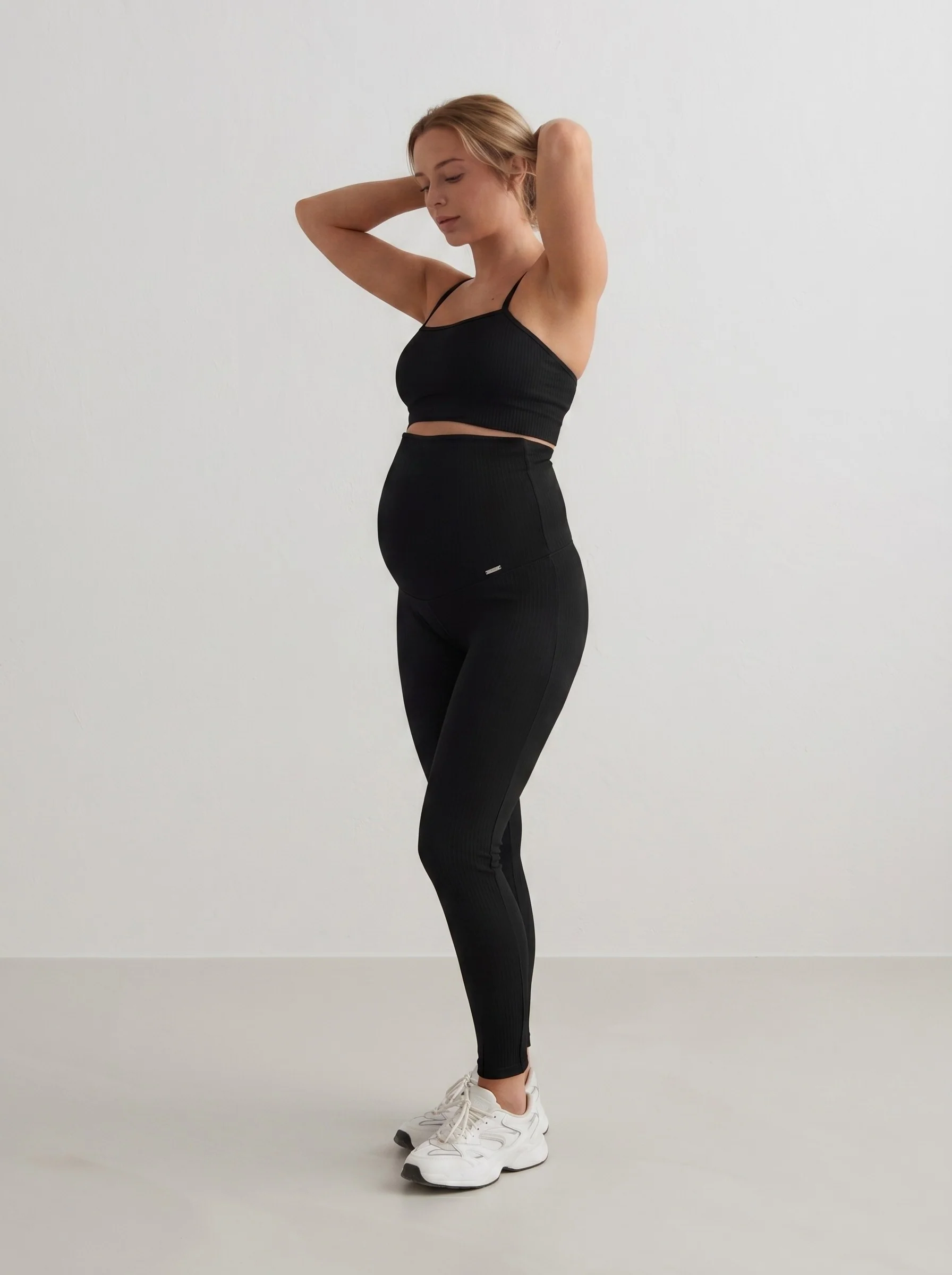 Black Ribbed Seamless Maternity Tights - Image 3
