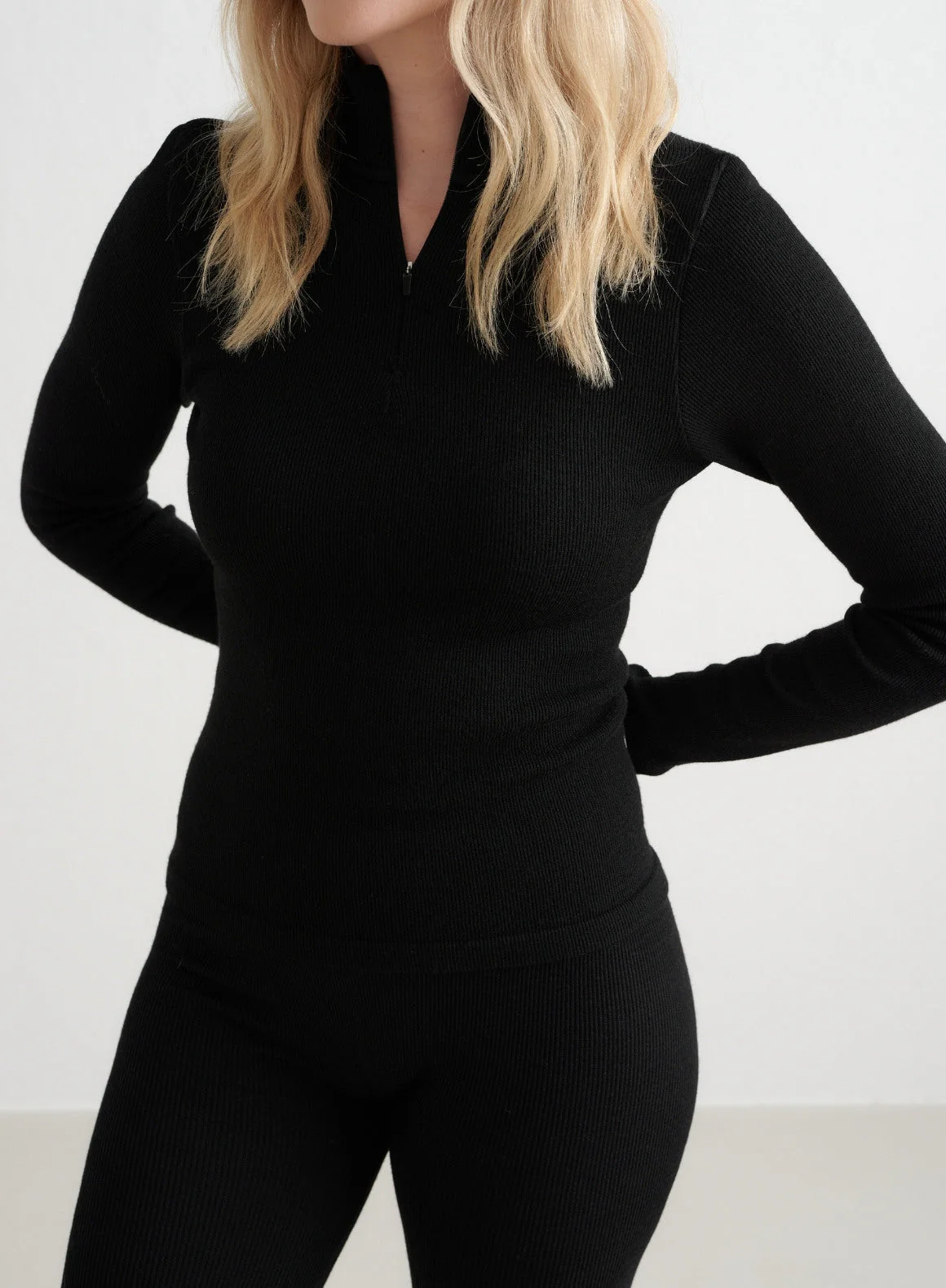 Black Ribbed Wool Set With Half Zip Top - Image 2