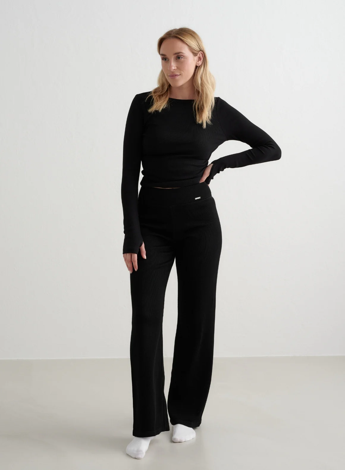 Black Ribbed Wool Wide Pants - Image 4