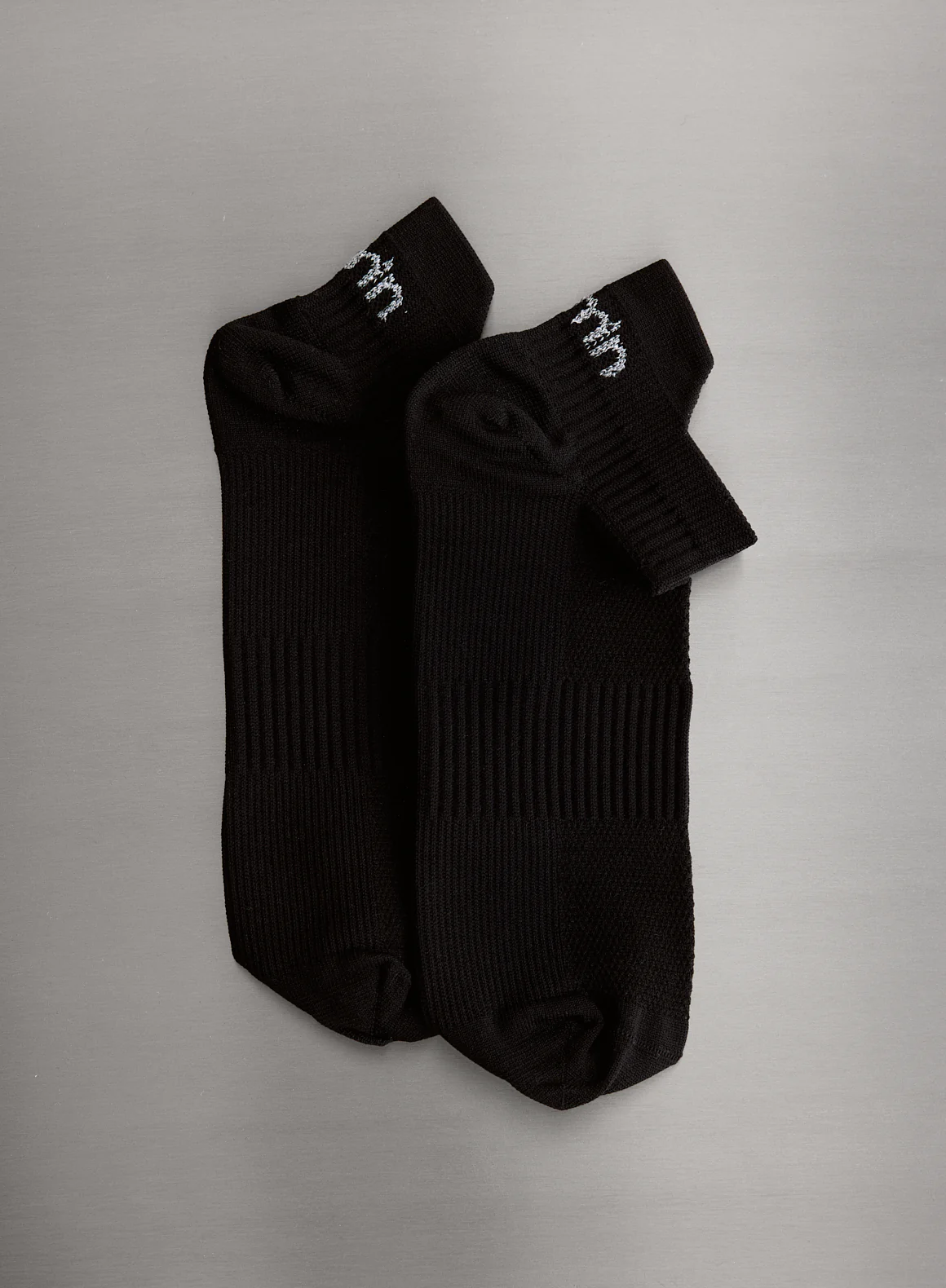 Black Running Socks Low - Image 2