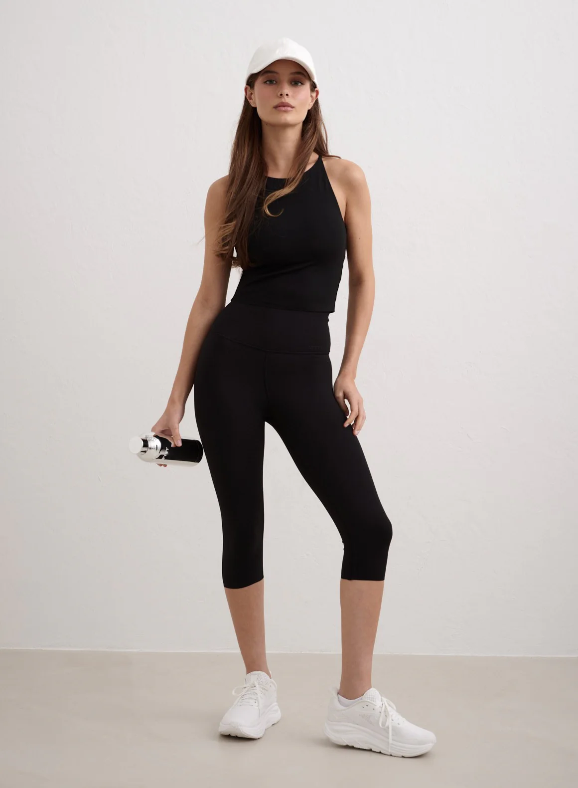 Black Sense Capri Tights