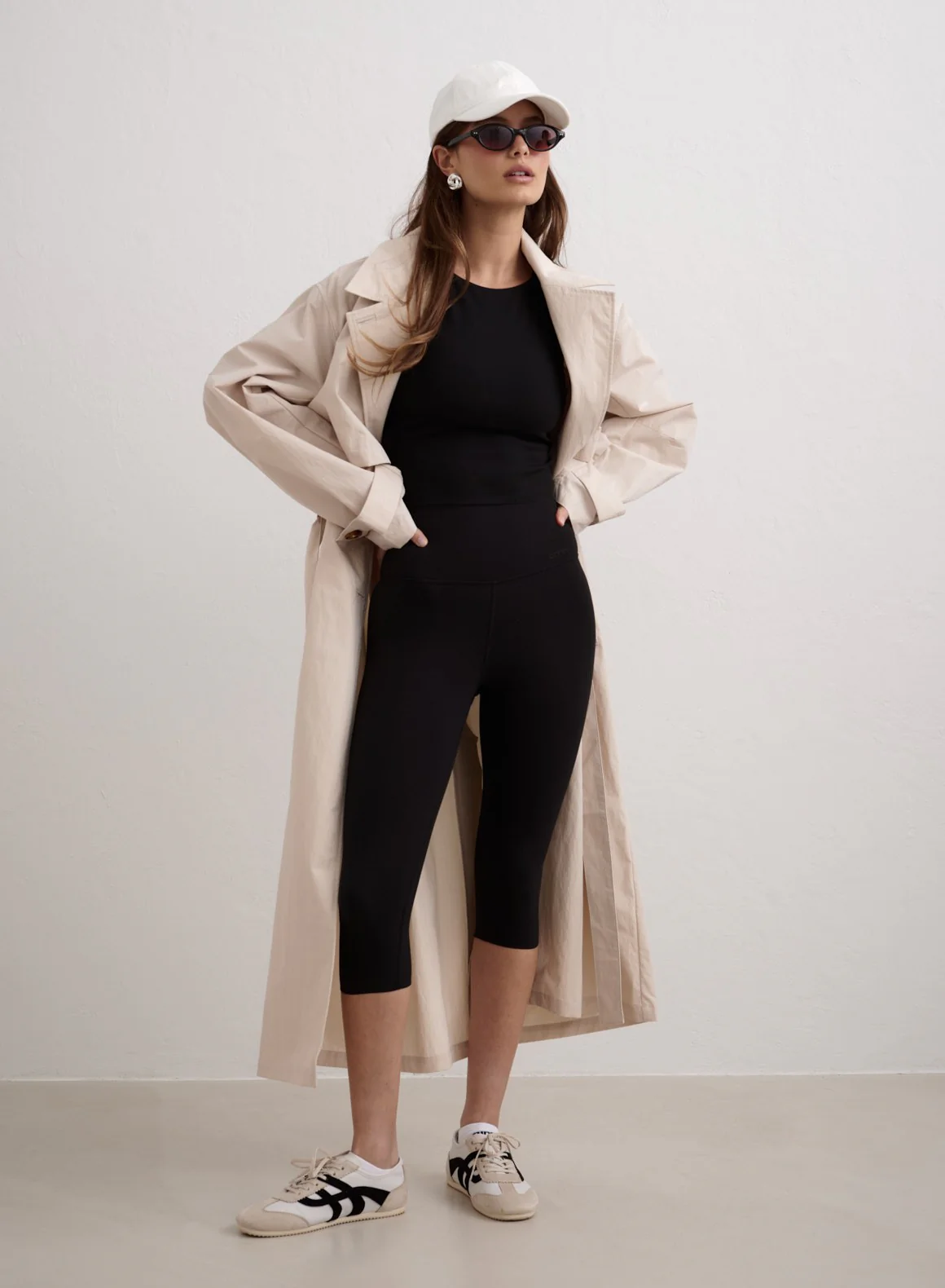 Black Sense Capri Tights - Image 5