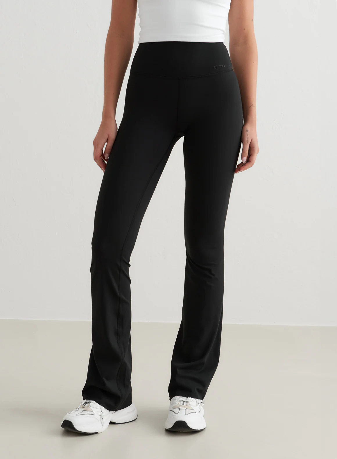 Black Sense Flare Tights - Image 115