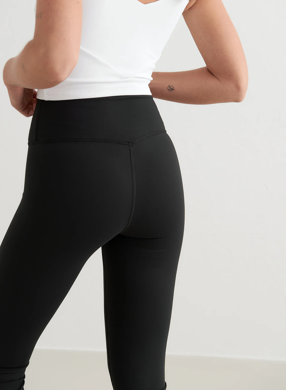 Black Sense Flare Tights - Image 85