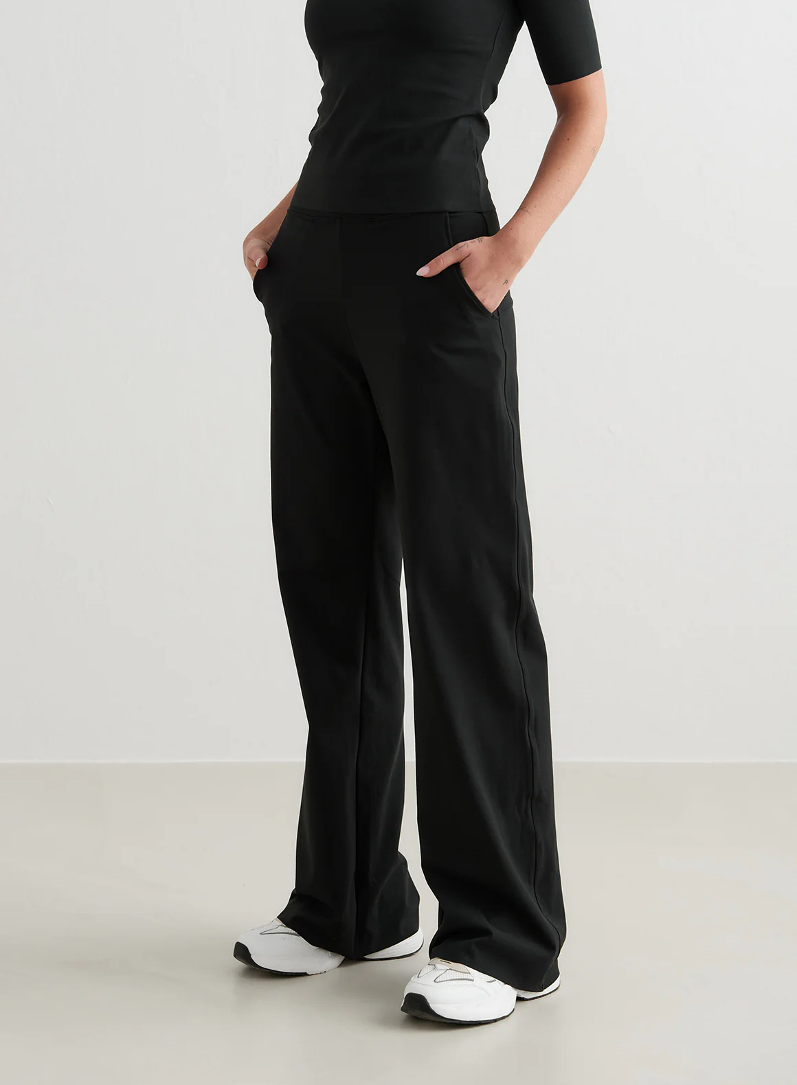 Black Sense Wide Pants - Image 39