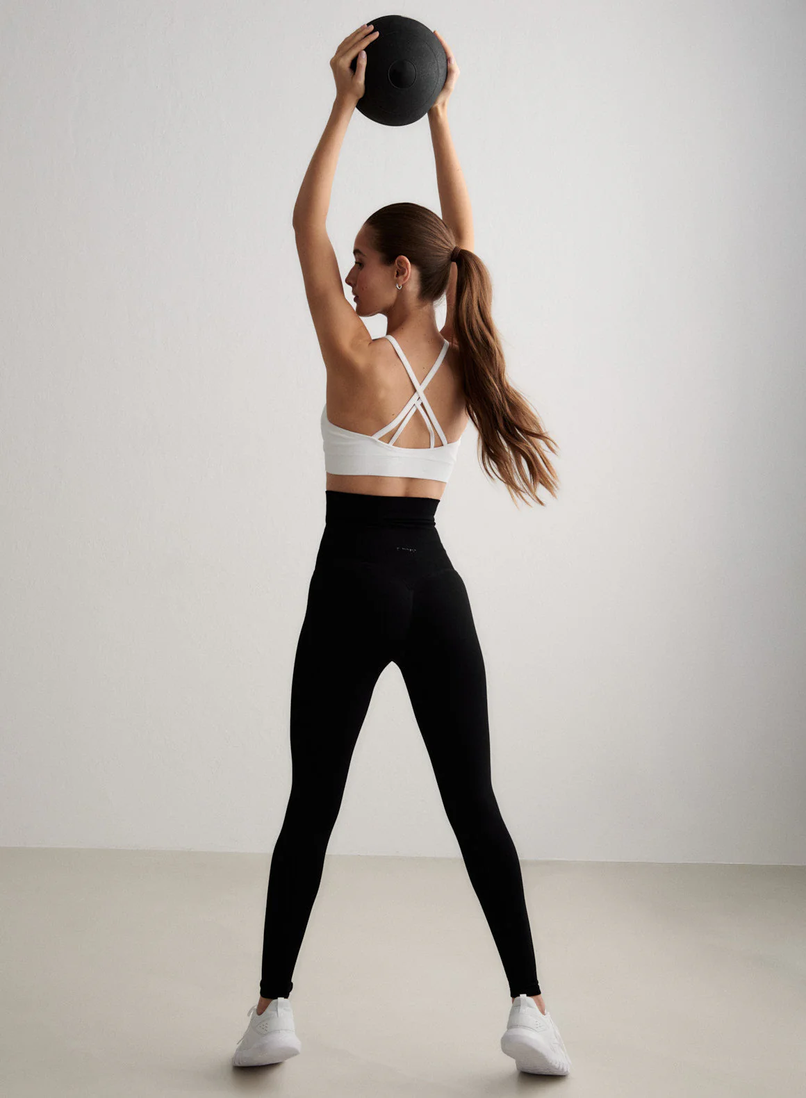 Black Shape Seamless Core Control Tights
