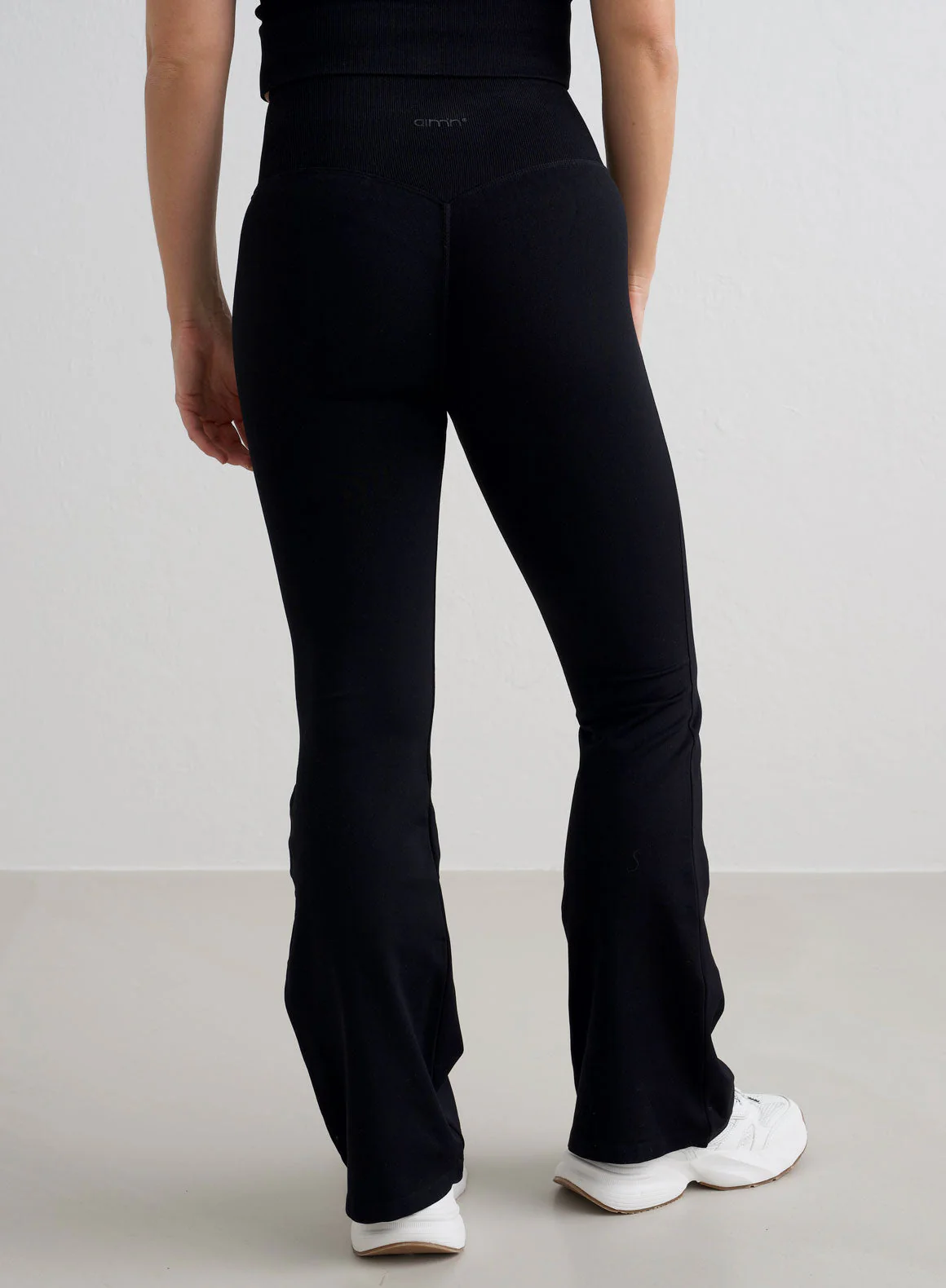 Black Shape Seamless Flare Petite Tights - Image 4