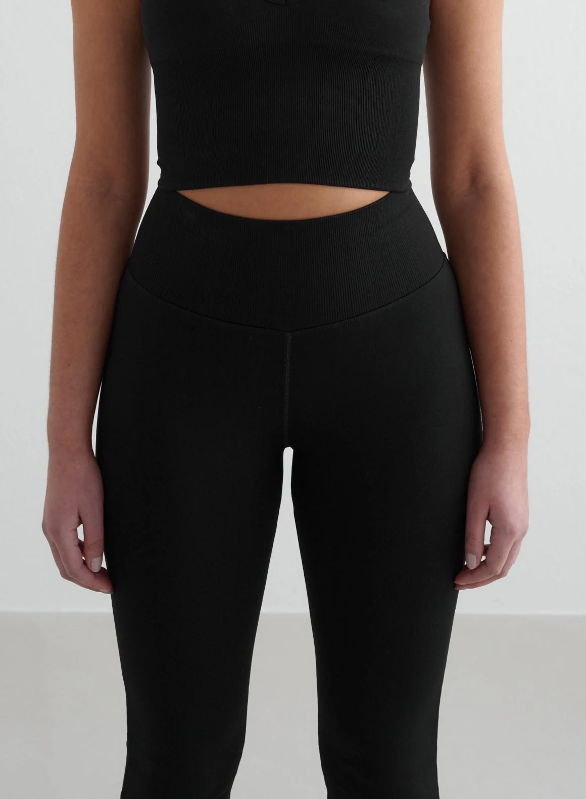 Black Shape Seamless Flare Tall Tights - Image 3