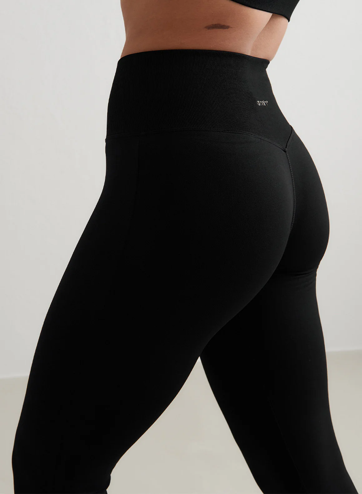 Black Shape Seamless Flare Tights - Image 143