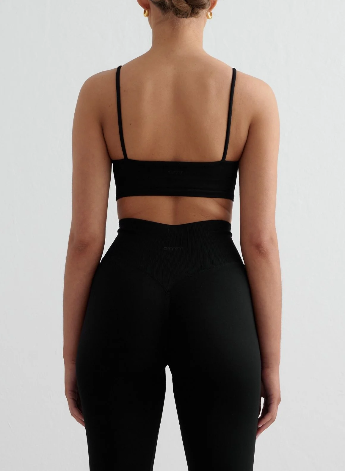 Black Shape Seamless Strap Bra - Image 2