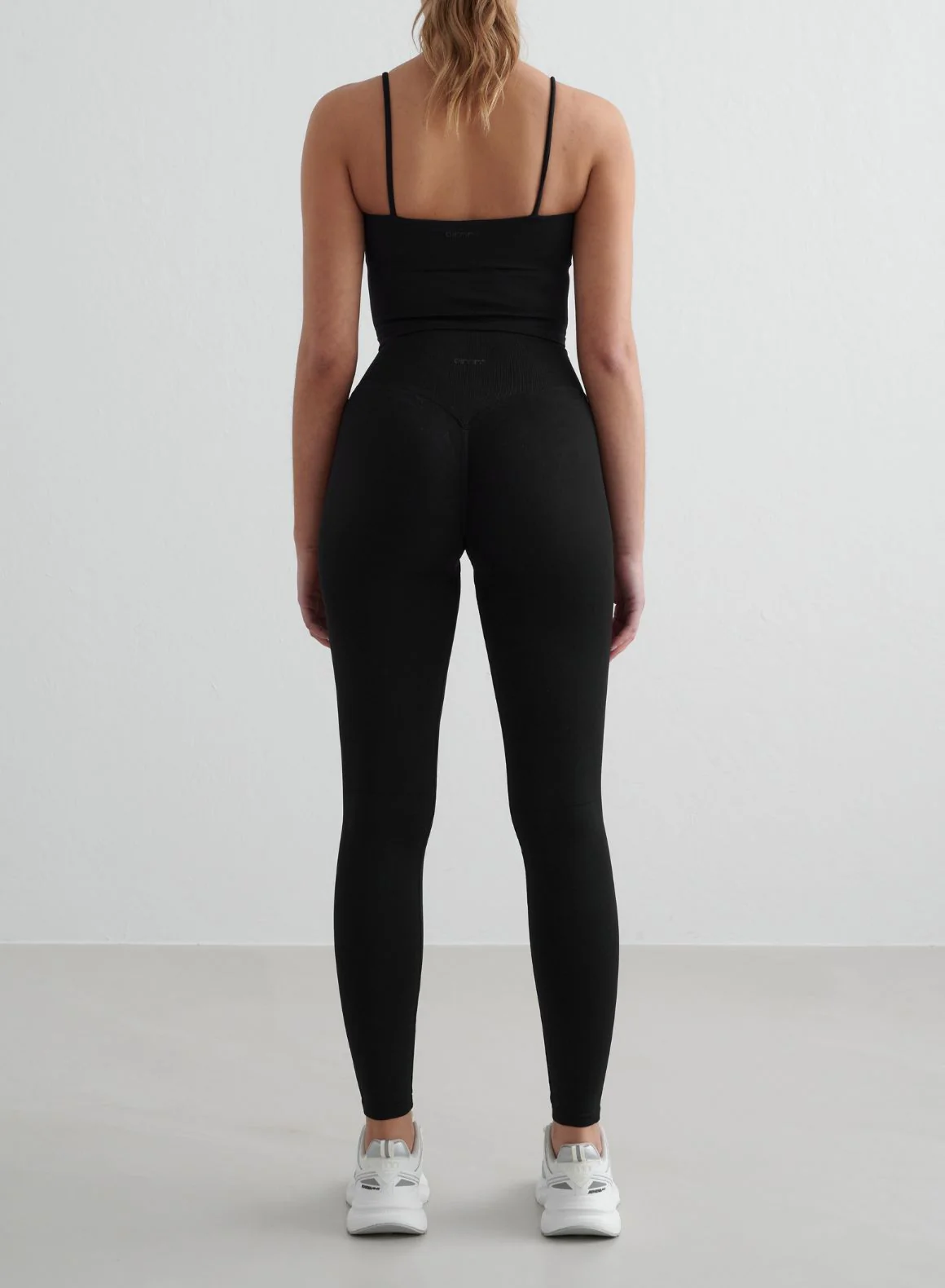 Black Shape Seamless Tights & Strap Singlet Set - Image 2