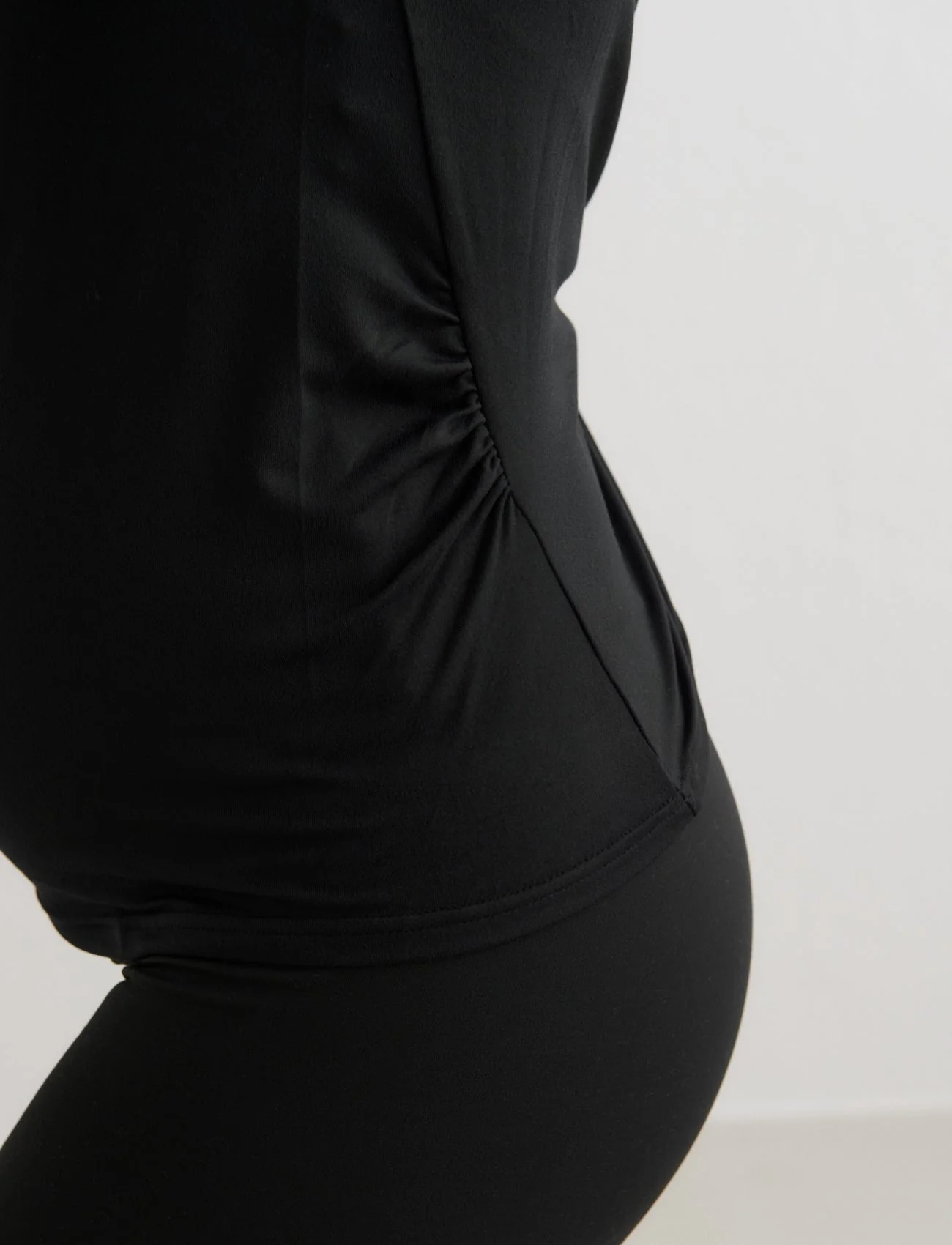 Black Soft Basic Maternity Long Sleeve - Image 5