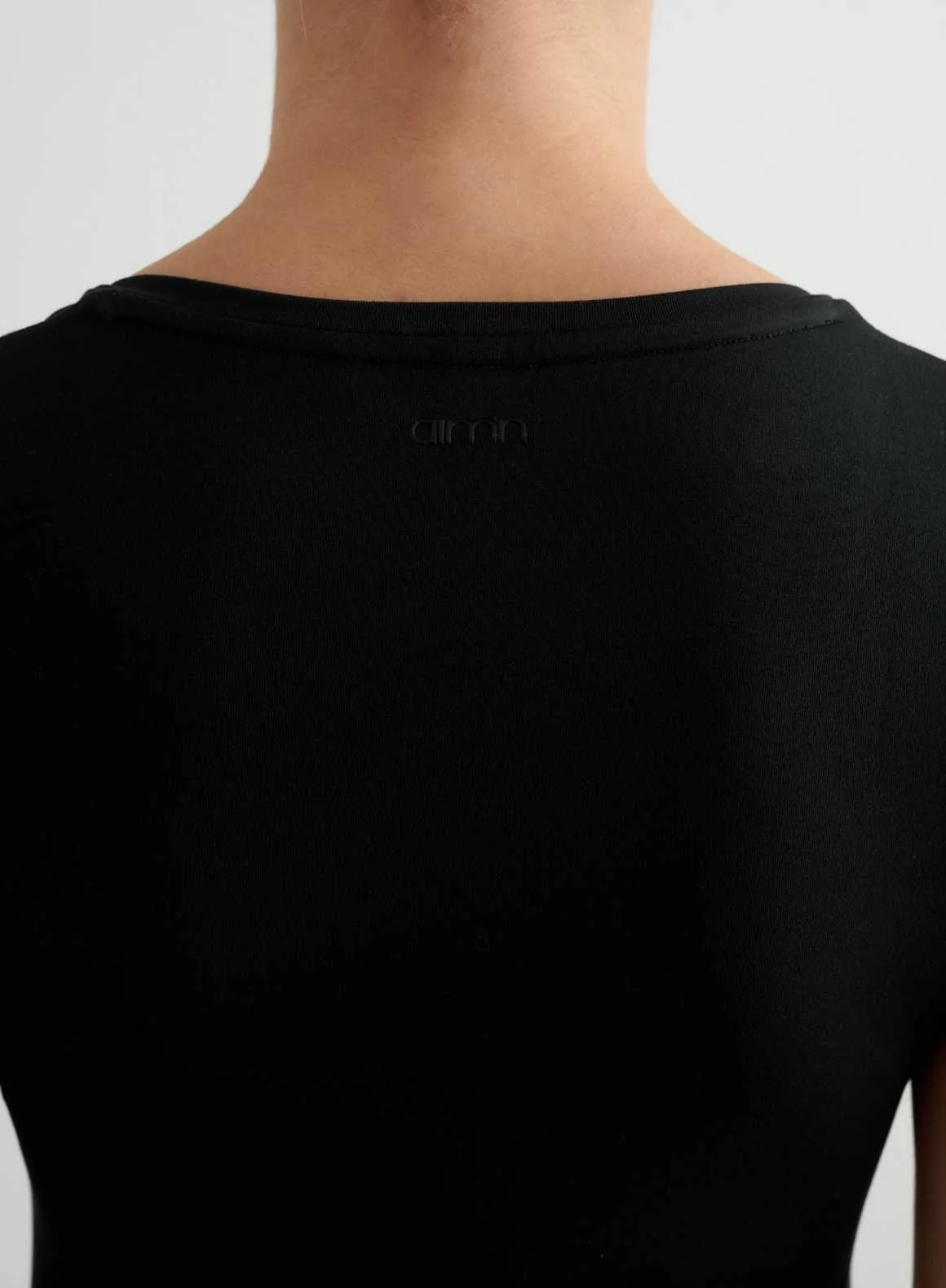 Black Soft Basic V-neck Short Sleeve - Image 5