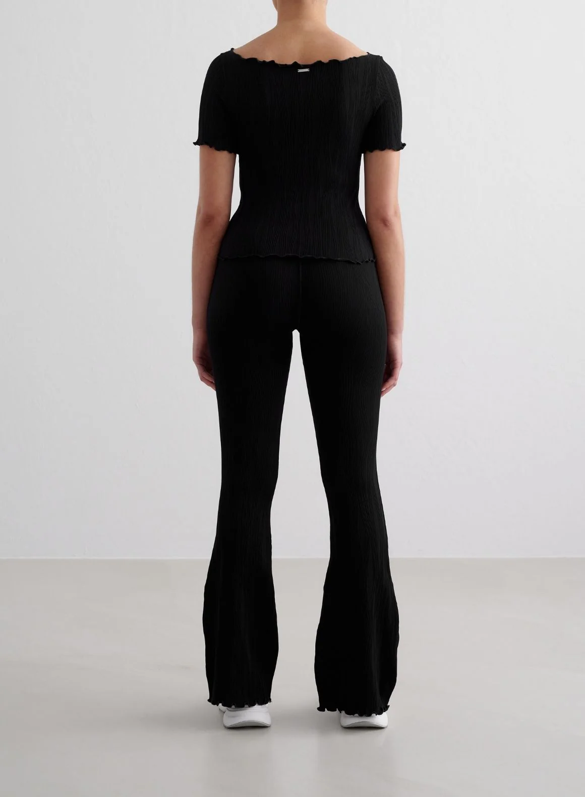Black Tulip Flare Tights - Image 2
