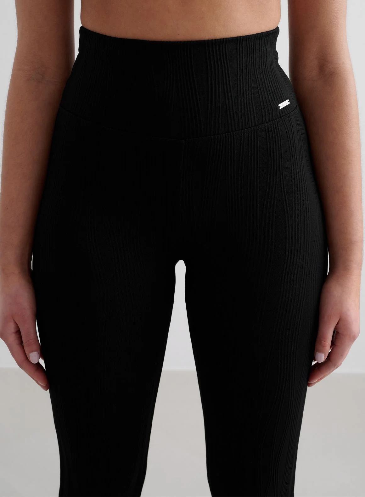 Black Tulip Flare Tights - Image 4