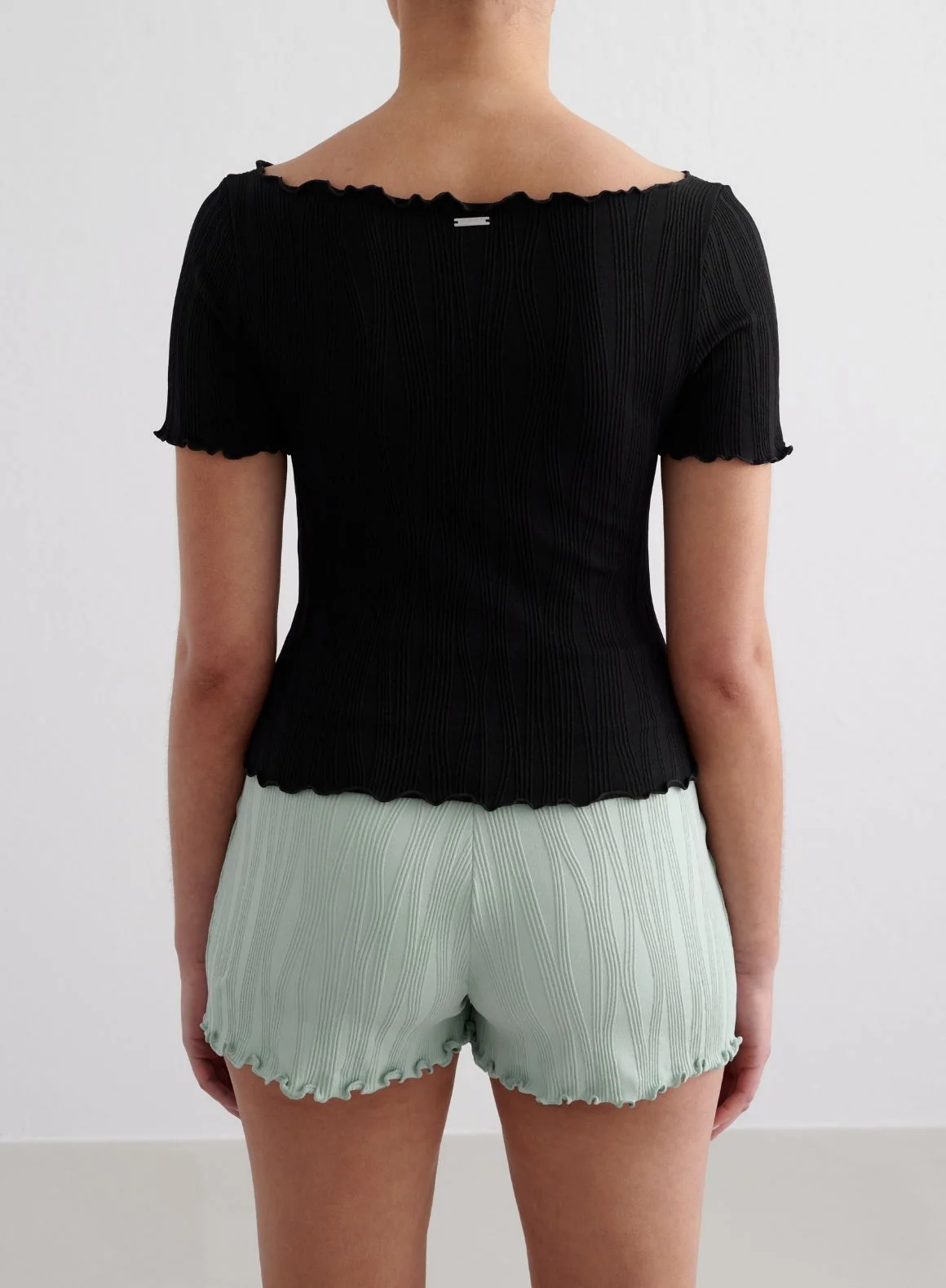 Black Tulip Short Sleeve Top - Image 2