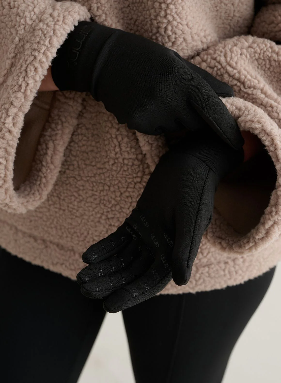 Black Warming Gloves - Image 2