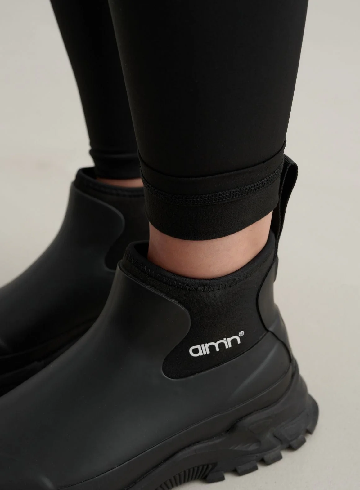 Black Warming Tights - Image 3
