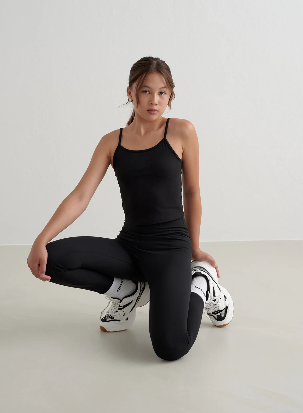 Black Young Sense Tights - Image 6