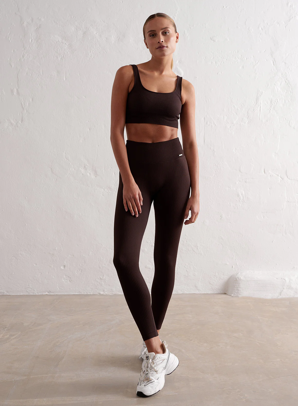 Cacao Ribbed Seamless Tights - Image 6
