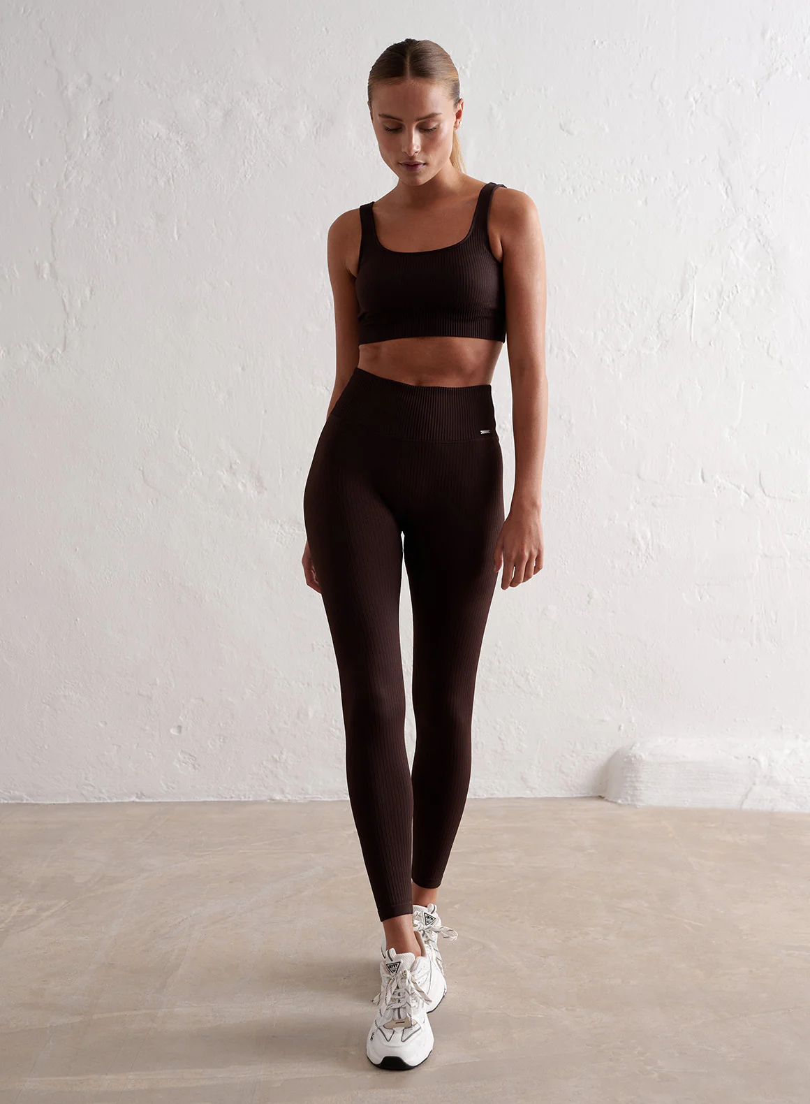 Cacao Ribbed Seamless Tights - Image 8
