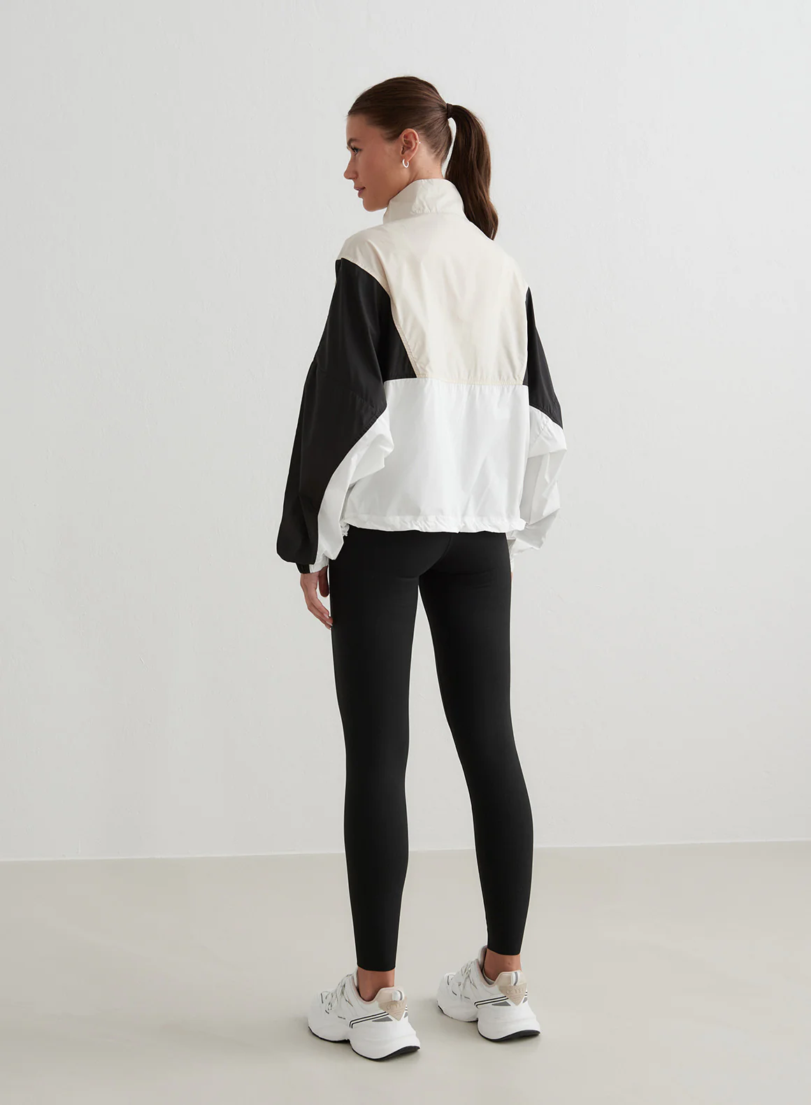 Café Au Lait Balance Blocked Windstopper Jacket - Image 5