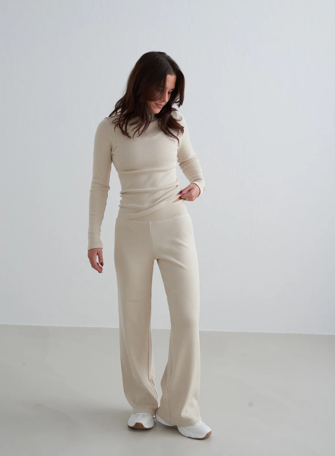 Café Au Lait Ribbed Wool Wide Pants - Image 120