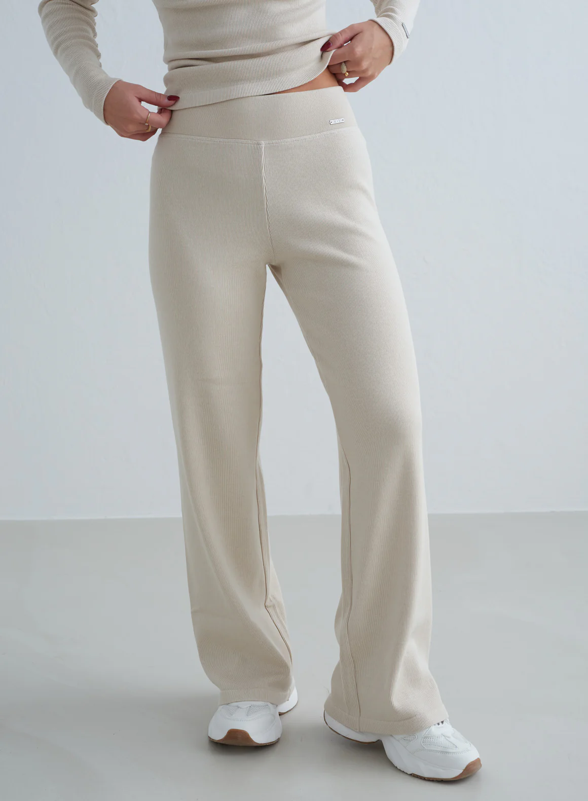 Café Au Lait Ribbed Wool Wide Pants - Image 126
