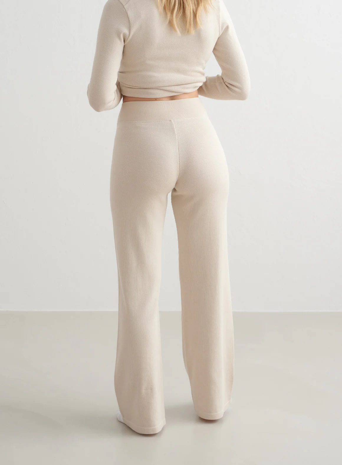 Café Au Lait Ribbed Wool Wide Pants - Image 97
