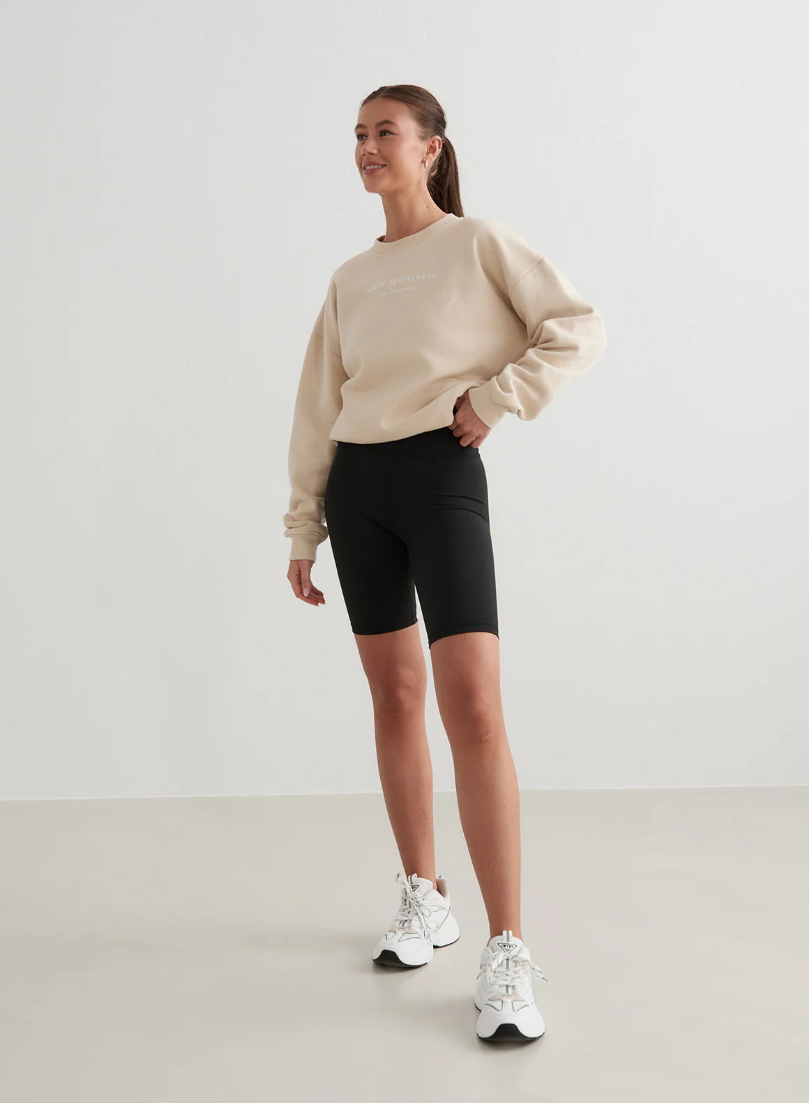 Café Au Lait Serif Sweatshirt - Image 3