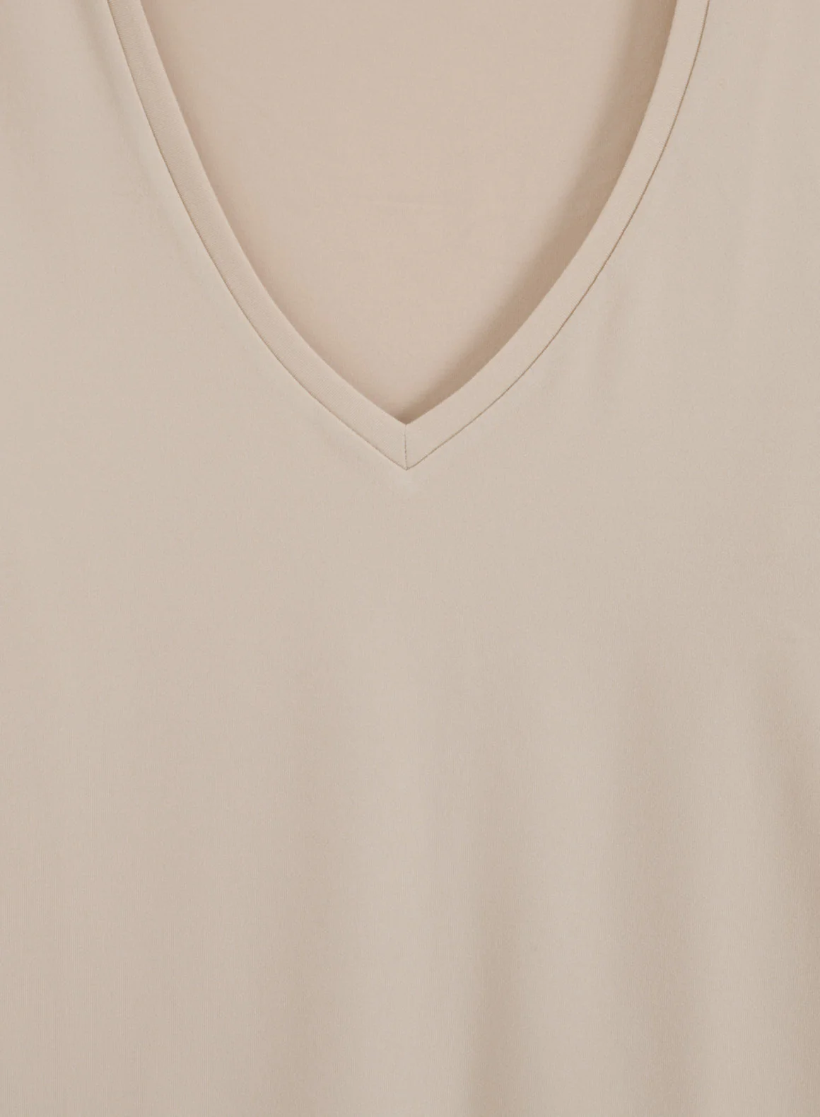 Café Au Lait Soft Basic V-neck Short Sleeve - Image 8