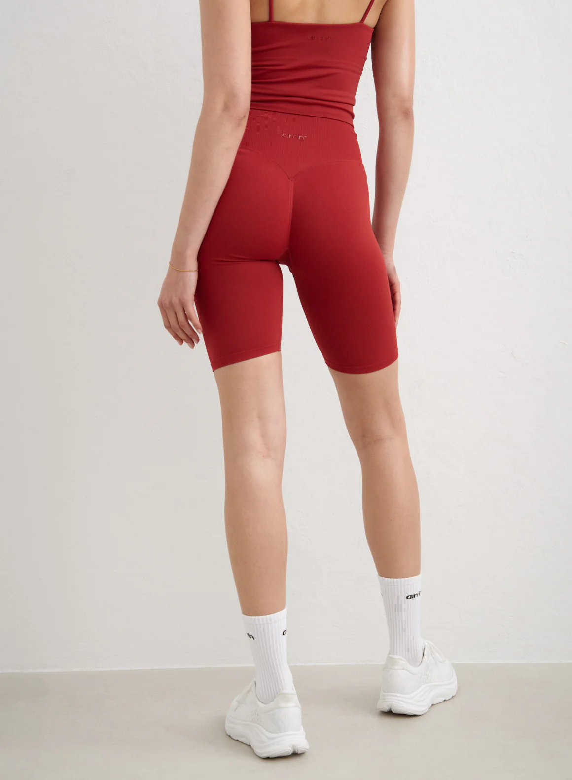 Cayenne Shape Seamless Biker Shorts - Image 8
