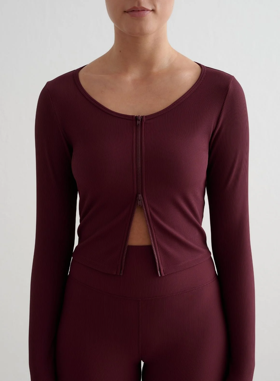 Cherry Ribbed Performance Zipped Cardigan - Image 6