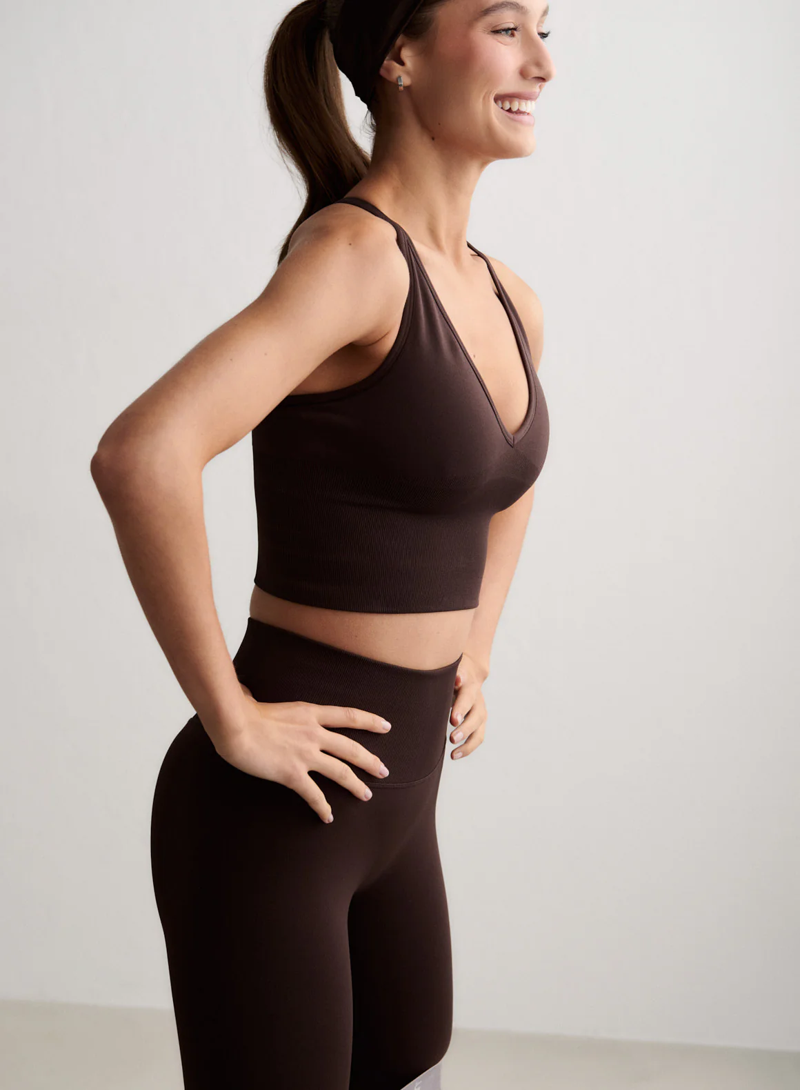Chocolate Shape Seamless Cross Back Bralette - Image 3
