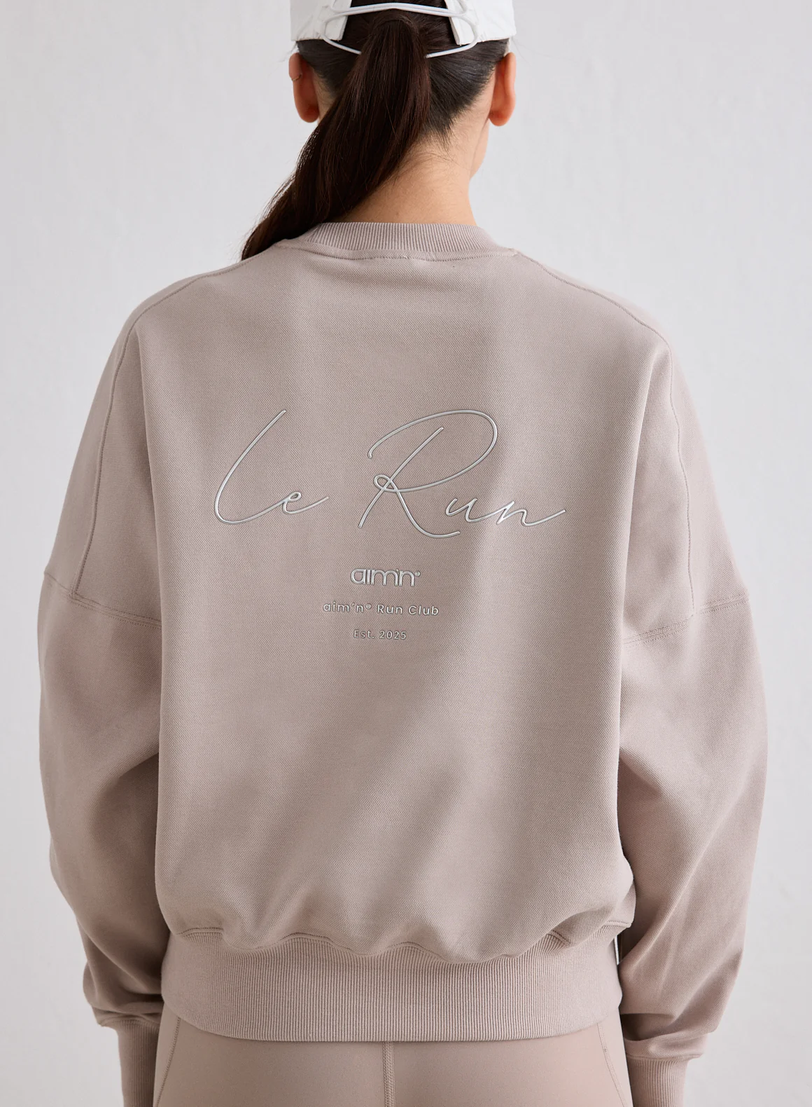 Dark Clay Le Run Running Sweatshirt - Image 2