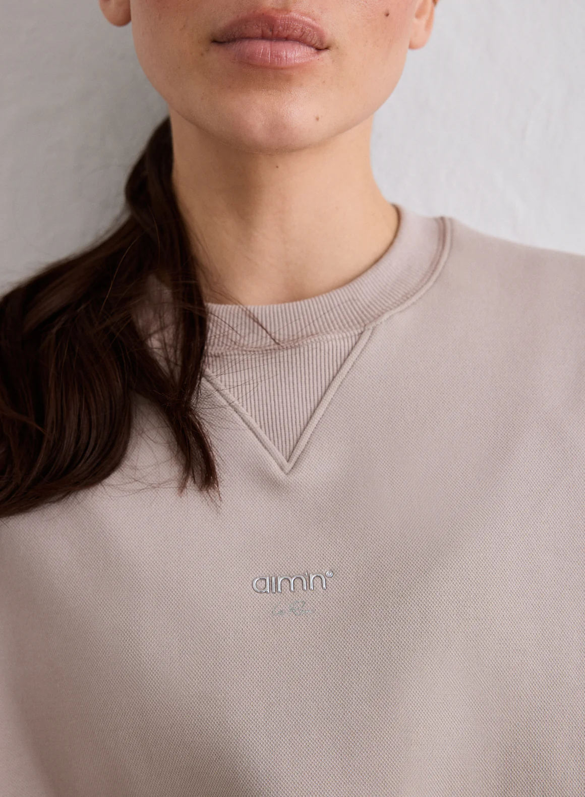 Dark Clay Le Run Running Sweatshirt - Image 4