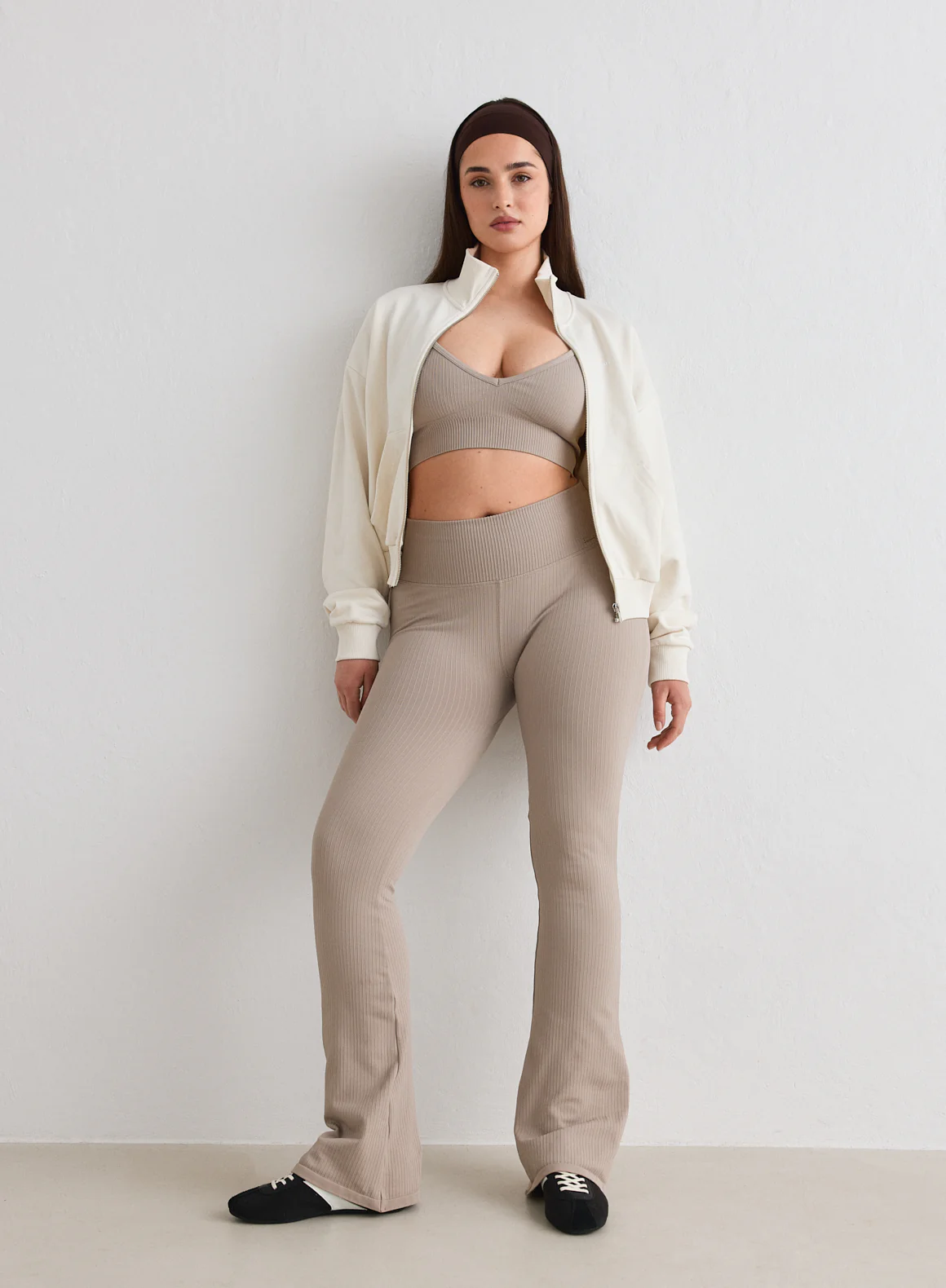 Dark Clay Ribbed Seamless Flare Tights