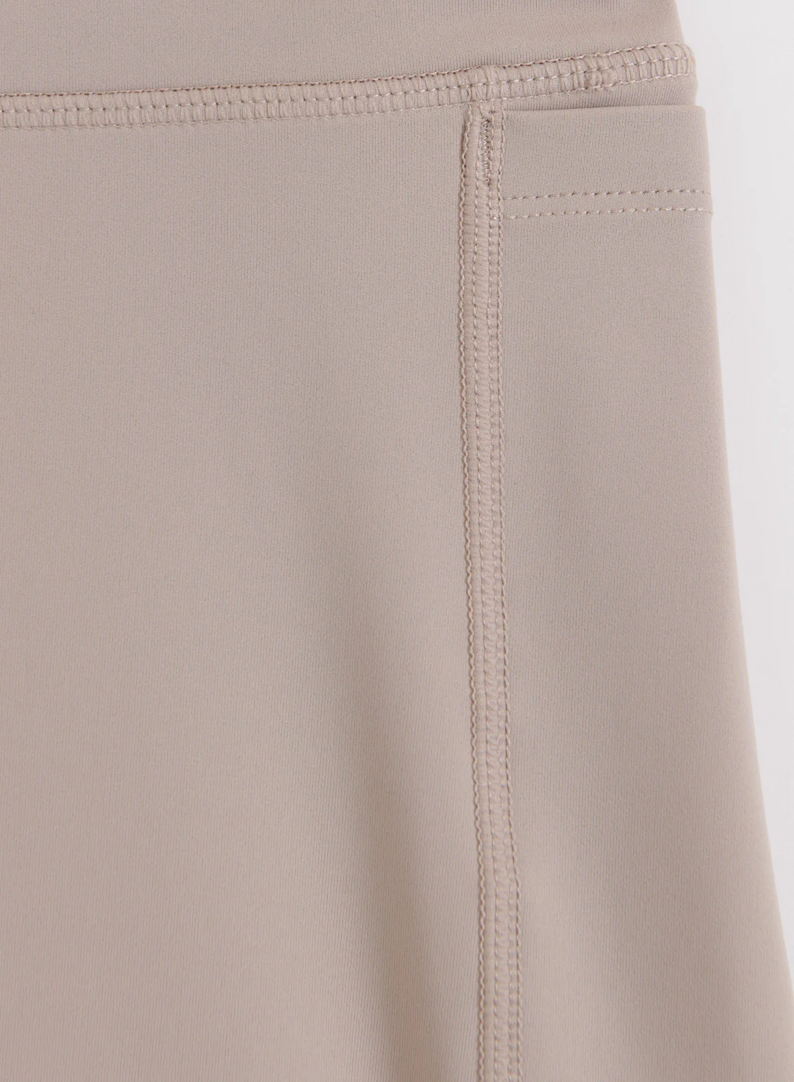 Dark Clay Running Midi Biker Shorts - Image 7